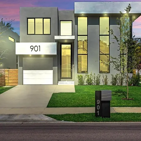 Villaplaya Brand New Home, Modern Style Resort!